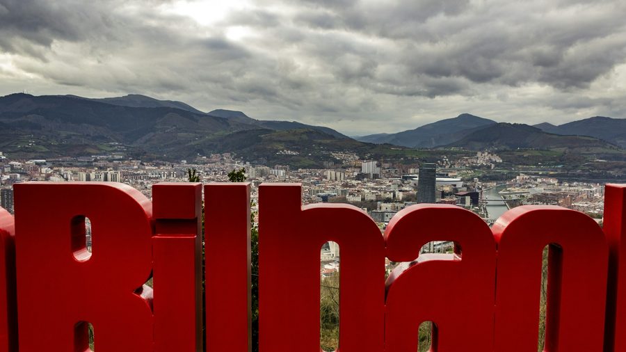 天博体育 APP — 行业资质清单示意配图